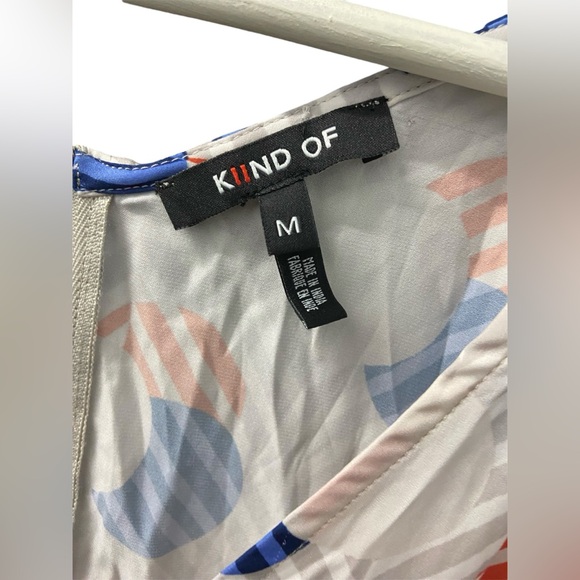 Romper jumpsuit size M light summer geometric motifs - Picture 4 of 4